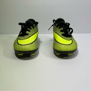 Nike Bravata II FG Cleats Boys 11C Black Neon Yellow Soccer